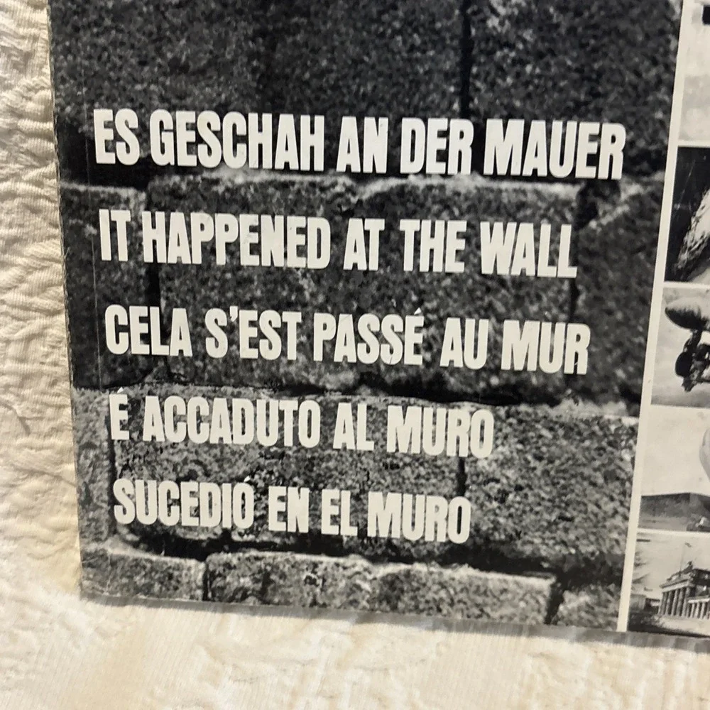It Happened at the Wall (5 Languages)
